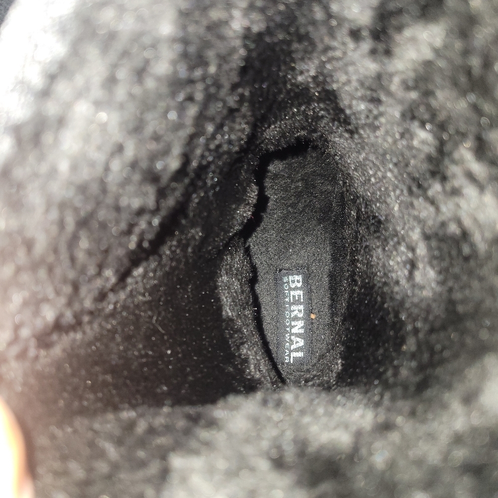 Women's Black Winter Boots - Picture 5 of 10